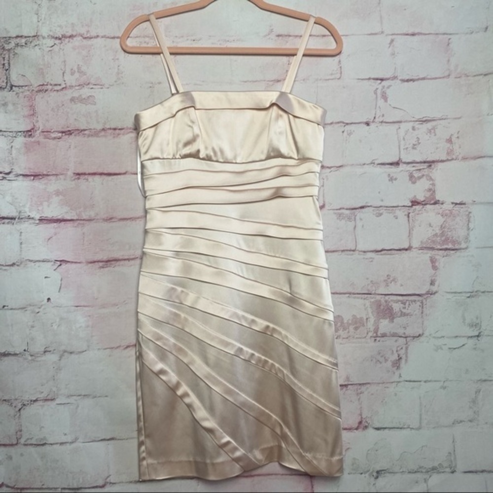 CALVIN KLEIN Silk Light Pink Cocktail Dress - Picture 5 of 9